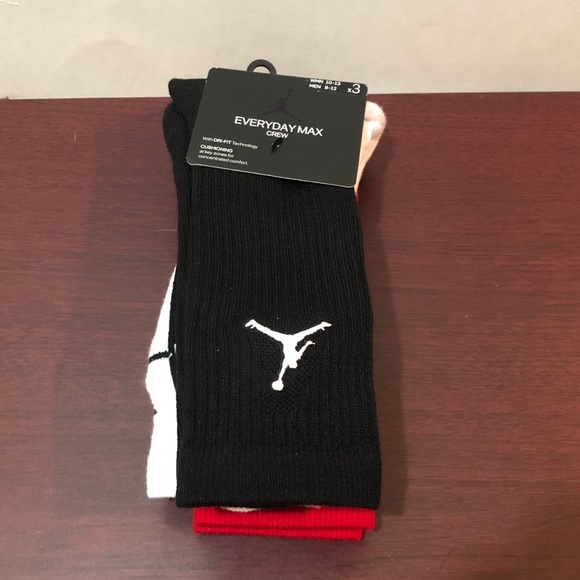 Jordan Everyday Max, 3 Pack Crew Socks, Large - Picture 13 of 13